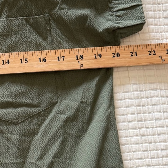 VERONICA BEARD Almera Collared Popover Blouse in Green Size Small NWT - Picture 8 of 12